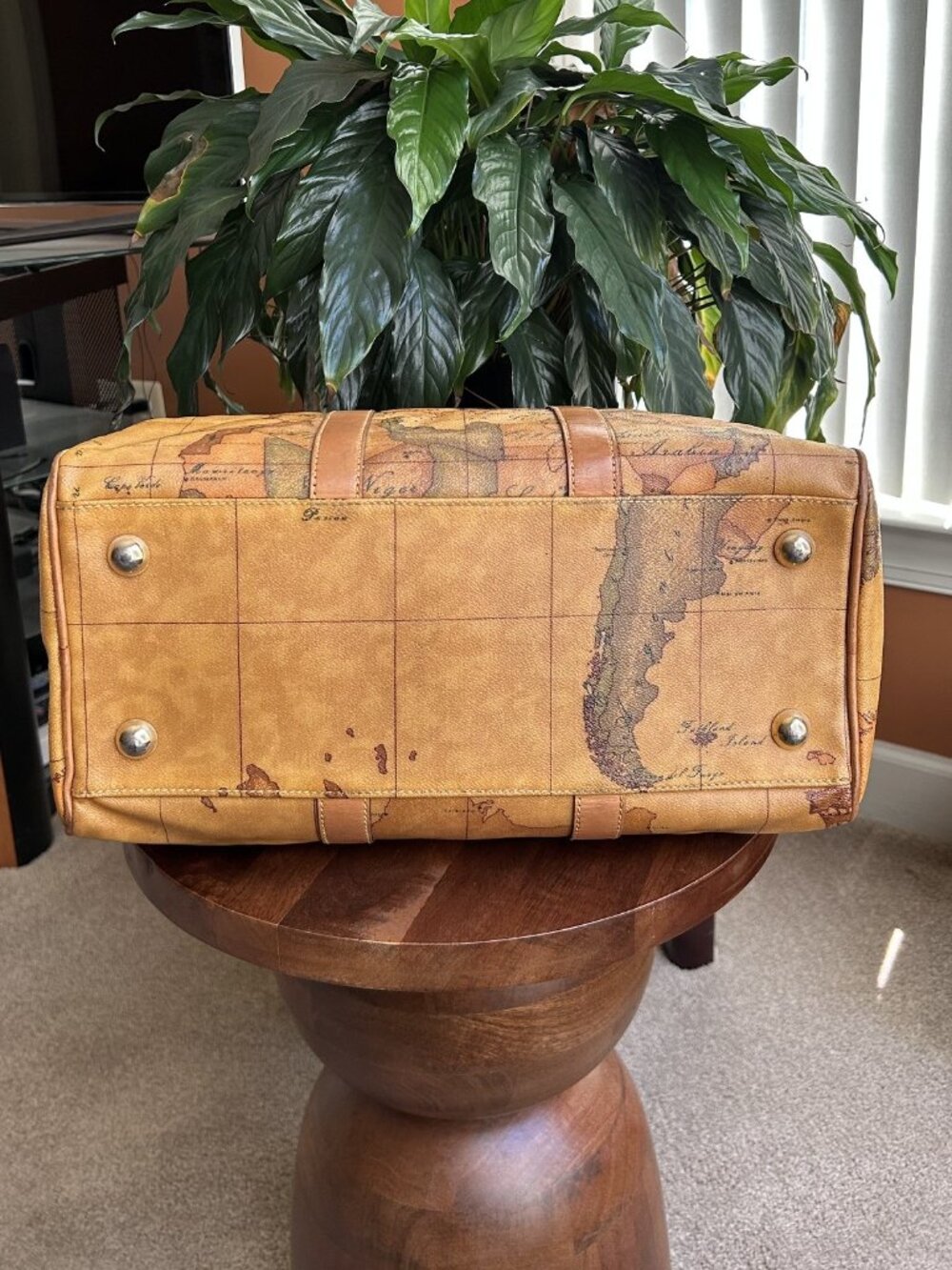 ALVIERO MARTINI Geo Classic Duffle Bag, Honey Tan - Picture 7 of 13